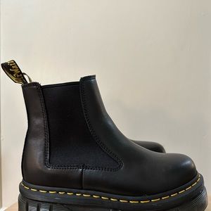 DOC MARTEN AUDRICK PLATFORM CHELSEA BOOTS